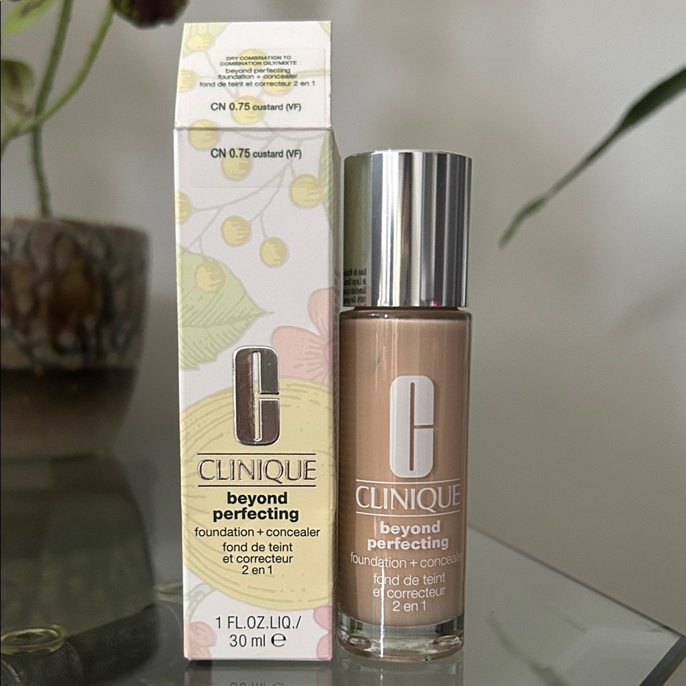 Clinique Foundation + Concealer in Custard (CN 0.75)